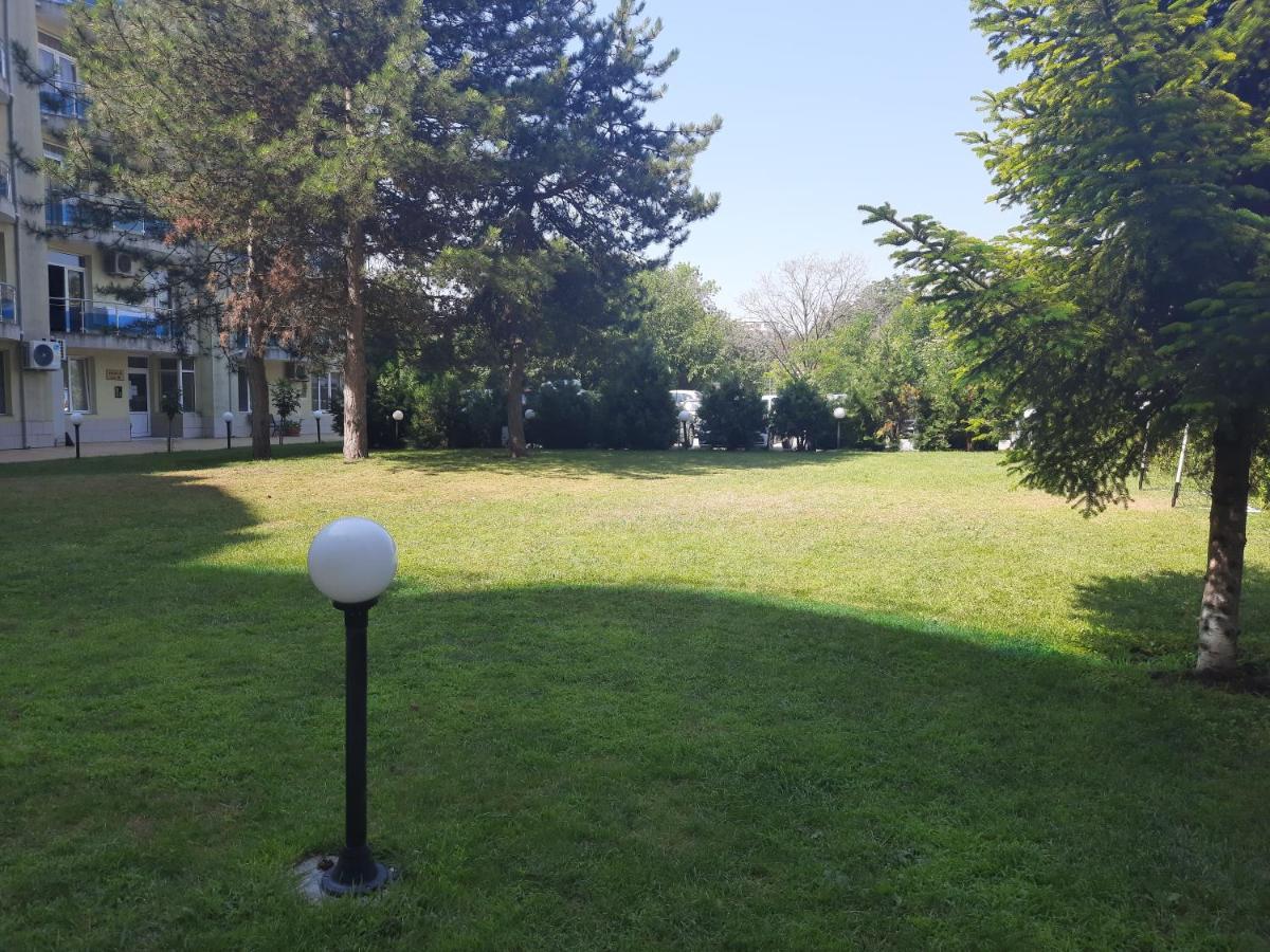 Oazis Cozy Beach Apartment Ravda Buitenkant foto