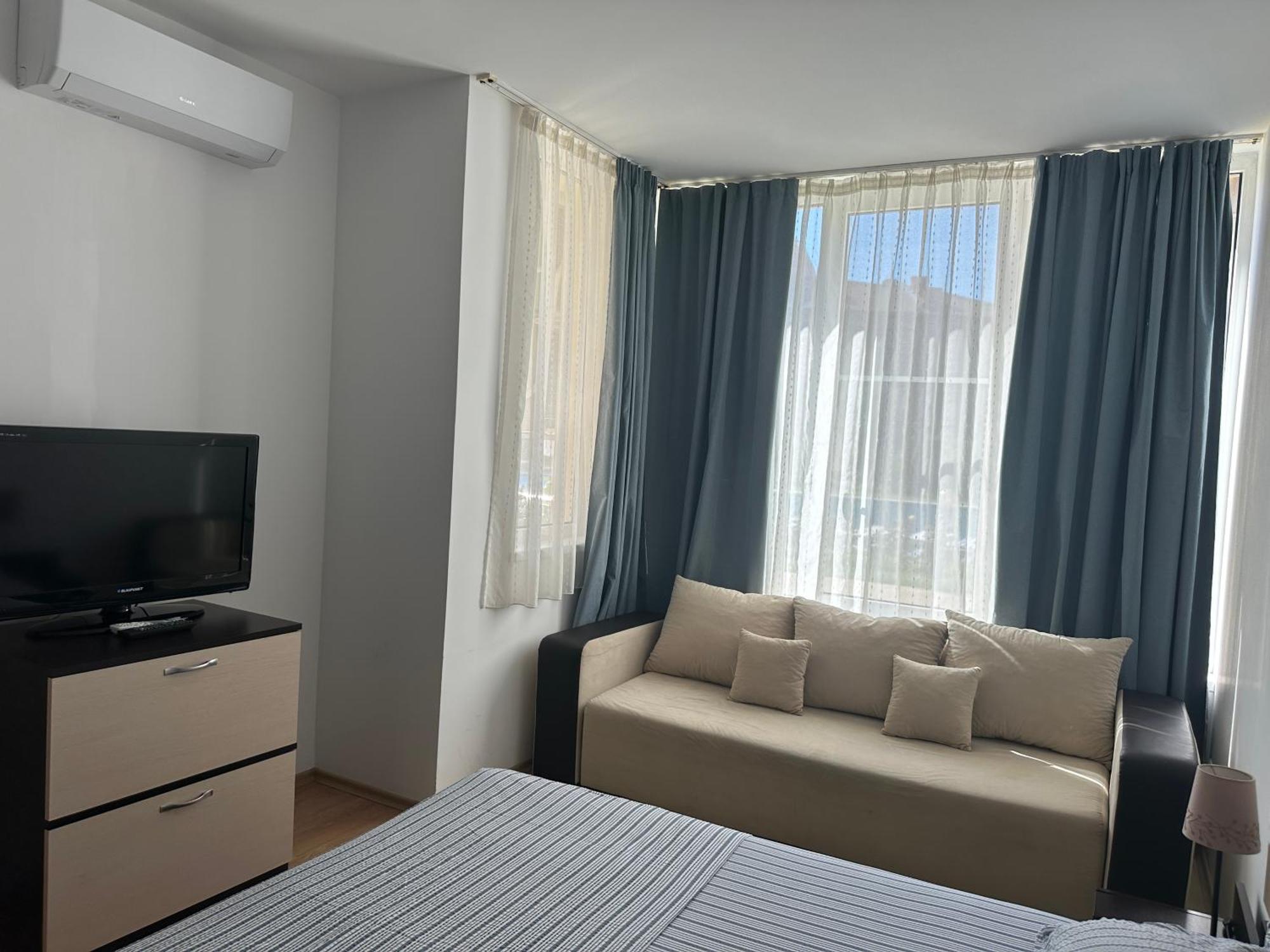 Oazis Cozy Beach Apartment Ravda Buitenkant foto